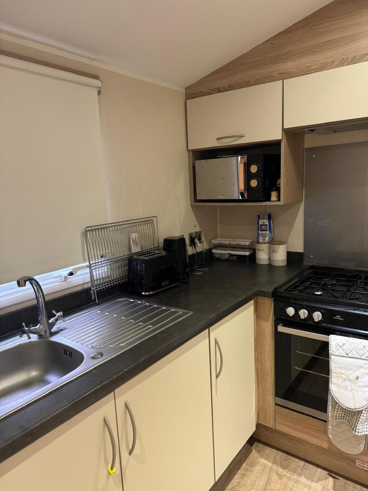 Modern & Blissful Park In Dovercourt, Essex, Apartment Parkeston