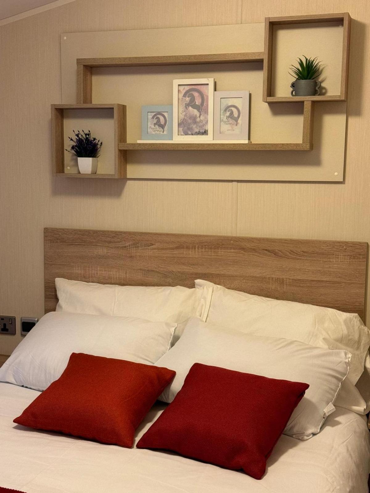 Modern & Blissful Park In Dovercourt, Essex, Apartment Parkeston